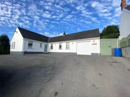 Golygfa Cwm, C3122 Glandwr To County Boundary, Glandwr, Whitland SA34 0YD