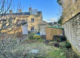 49, Cheltenham Road, Stratton GL7 2JB