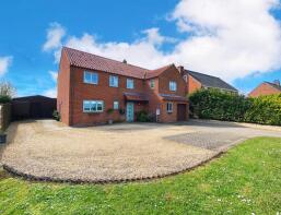 Mitre Lodge, Crown Lane, Little Fransham, Dereham NR19 2JT