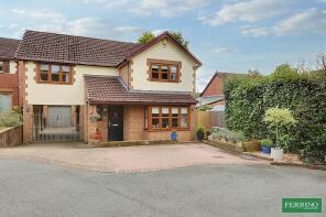 8, Oaklands Park, Lydney GL15 4PX