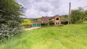 Treetops, Road From Cranham Corner To Junction With B4070, Gloucester GL4 8HP