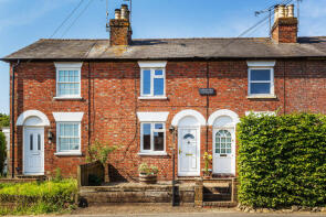 3, Chequers Cottages, Chequers Hill, Edenbridge TN8 7PE