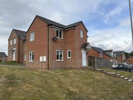 1, Banks Mews, Lower Hopton, Mirfield WF14 8JJ