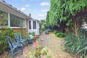 Wingbourne, Downs Close, Dover CT15 5BY