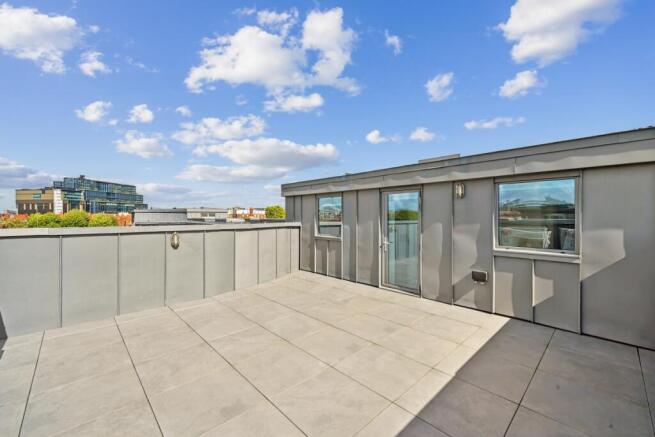 Penthouse Flat 5,...