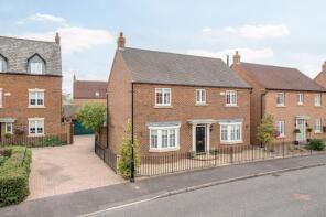 13, Longmeadow Drive, Bedford MK45 3FB