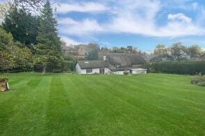 5 Owls Hoot, Kettle End, Towcester NN12 8PW
