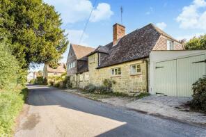 Van Cottage, High Street, Salisbury SP3 5DB