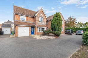166, Blanchland Circle, Monkston, Milton Keynes MK10 9GY