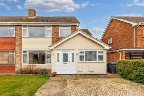 16, Manor Farm Road, Shipston-on-stour CV36 4NZ