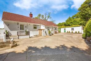 Green Acres, Wervil Grange (private), Pentregat SA44 6HW