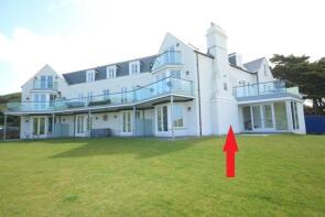 3, The White House, Access To The White House, Tregurrian, Newquay TR8 4AD
