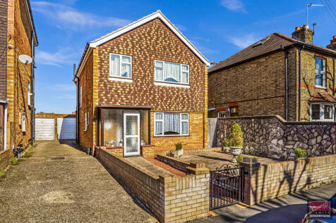 Guildford Street, Staines-upon-Thames, Surrey TW18