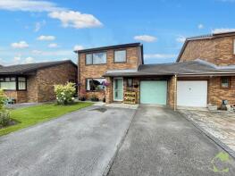 28, Meadow Park, Preston PR3 1RE