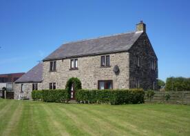 Hill Top Farm, Baslow Road, Wadshelf S42 7BZ