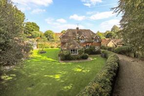 Beech House, Court Lane, Petersfield GU32 1JE