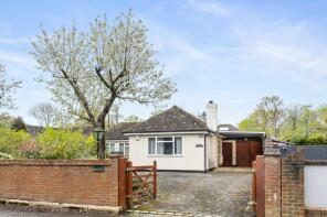 Wood Edge, Povey Cross Road, Horley RH6 0AQ