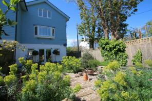 1, Old Post Office Cottage, Rye Harbour Road, Rye TN31 7TN