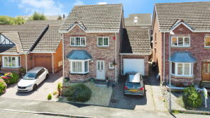 8, The Meadows, Neath SA10 6SJ