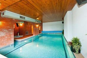 Wentview, Great North Road, Wentbridge, Pontefract WF8 3JP