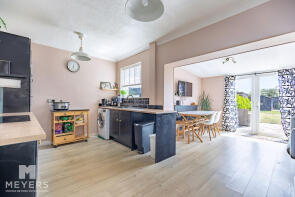 83, Clarendon Road, Christchurch BH23 2AB