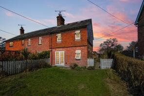 3, Drove Cottages, Blanket Street, East Worldham, Alton GU34 3BA