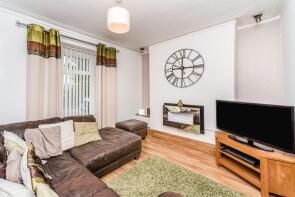 23, Idris Terrace, Plasmarl, Swansea SA6 8LT