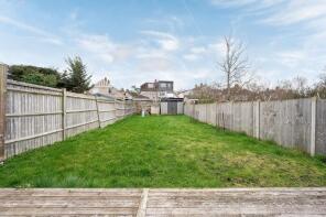 248, Broad Walk, London SE3 8NQ