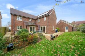 12, Hazelwood Grove, Eastleigh SO50 4DH
