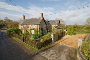 Middle Farm House, North Barrow Road, North Barrow, Yeovil BA22 7LZ