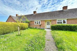 2, The Bungalows, High Street, Shapwick DT11 9JX
