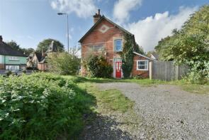 Willows, Bath Road, Woolhampton, Reading RG7 5RS
