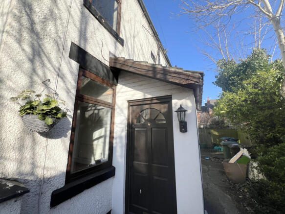 2 bed end terrace