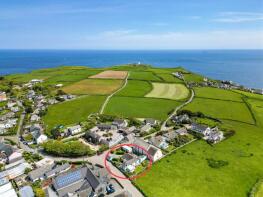 Carn Hyr, Beacon Terrace, The Lizard TR12 7PB