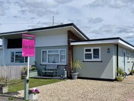 24, Sunset Close, Pevensey BN24 6SA