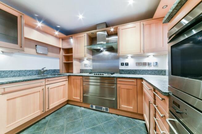 Kitchen - Benbow Hou