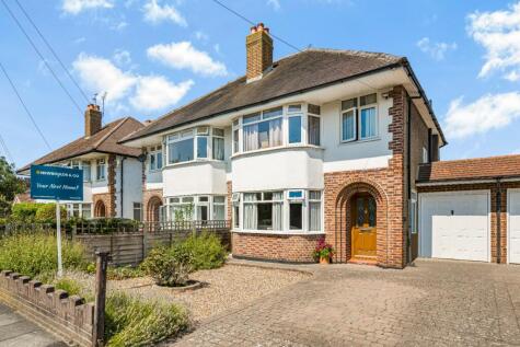 Lower Sunbury, Surrey, TW16