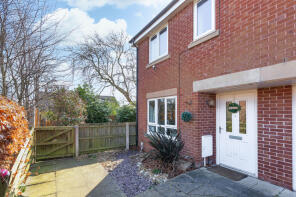 1, Crooklands Gardens, Poulton-le-fylde FY6 9EY