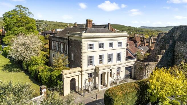 Castlegate House