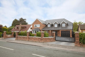 Russetts, Church Road, Ramsden Bellhouse, Billericay CM11 1RR