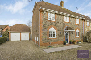 127, East Park Farm Drive, Reading RG10 9UQ