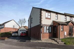 8, Henley Close, Axminster EX13 7SX