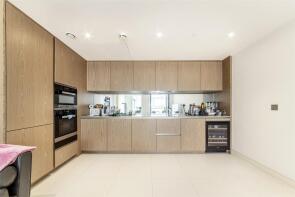 Flat 161, 1 Sugar Quay, Water Lane, London EC3R 6AP