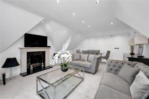 11, Ormonde Place, Old Avenue, Weybridge KT13 0PE