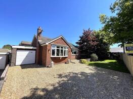 7, Hazel Grove, Stoke-on-trent ST8 7NY