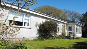 St Fillans, Private Road From A710 To Lochside, Colvend, Dalbeattie DG5 4QD