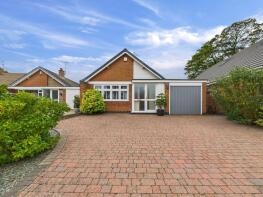 131, Springwood Gardens, Nottingham NG5 4HD