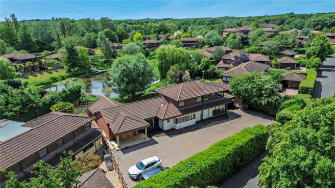 25 Thorpe Meadows