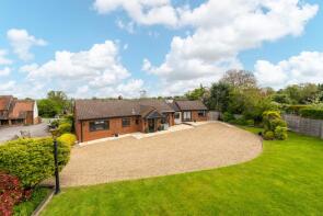 Little Acre, Ridings Way, Leighton Buzzard LU7 0LW