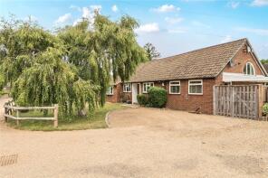 2, Howard Close, Leatherhead KT24 6LP